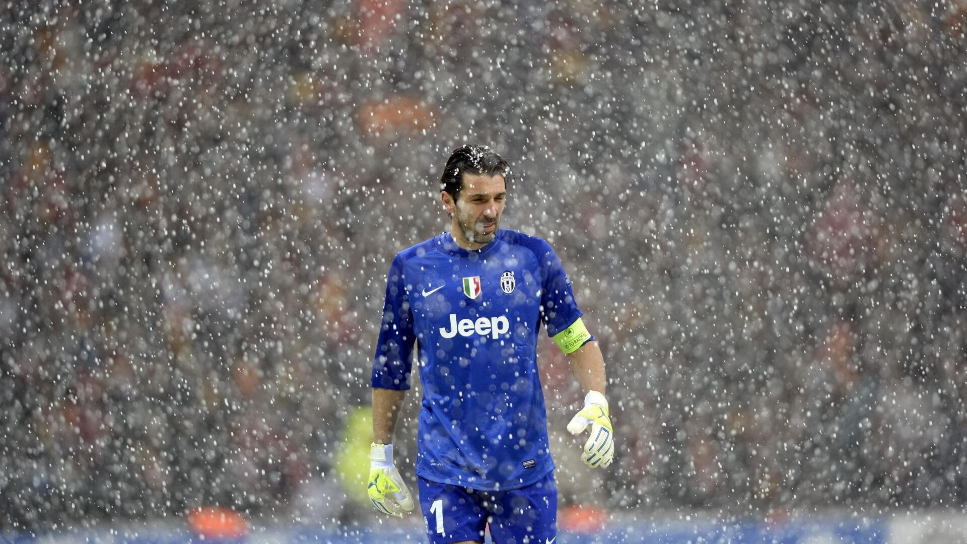 九游官网入口-瞬间点睛:本轮最震撼的五个精彩进球,世界最精彩十大进球